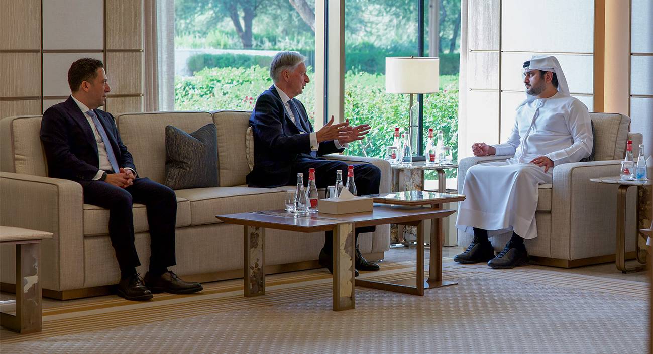 Sheikh Maktoum bin Mohammed meets Innovo Chairman Lord Hammond and CEO Bishoy Azmy in Dubai